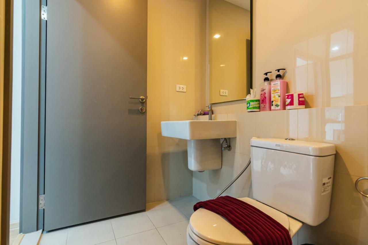 The Base Central Pattaya By Pattaya Holiday Экстерьер фото